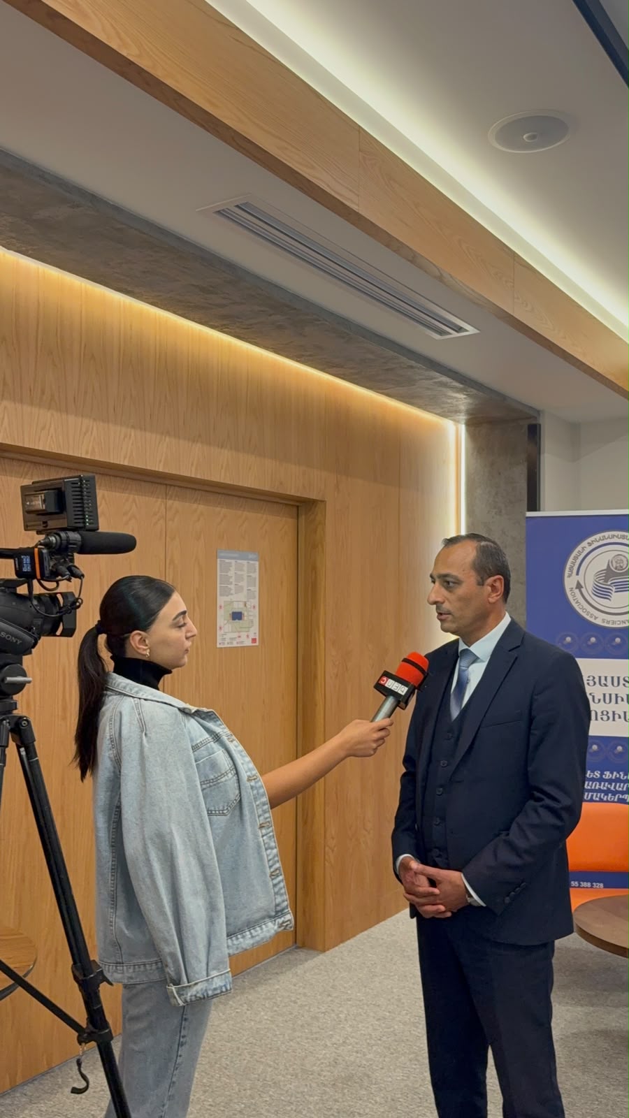 ԳՅՈՒՄՐԻ ՔԱՂԱՔՈՒՄ ԱՍՈՑԻԱՑԻԱՆ ԿԱԶՄԱԿԵՐՊԵՑ ԵՐԿՈՒ ՊԱՆԵԼԱՅԻՆ ՔՆՆԱՐԿՈՒՄ
