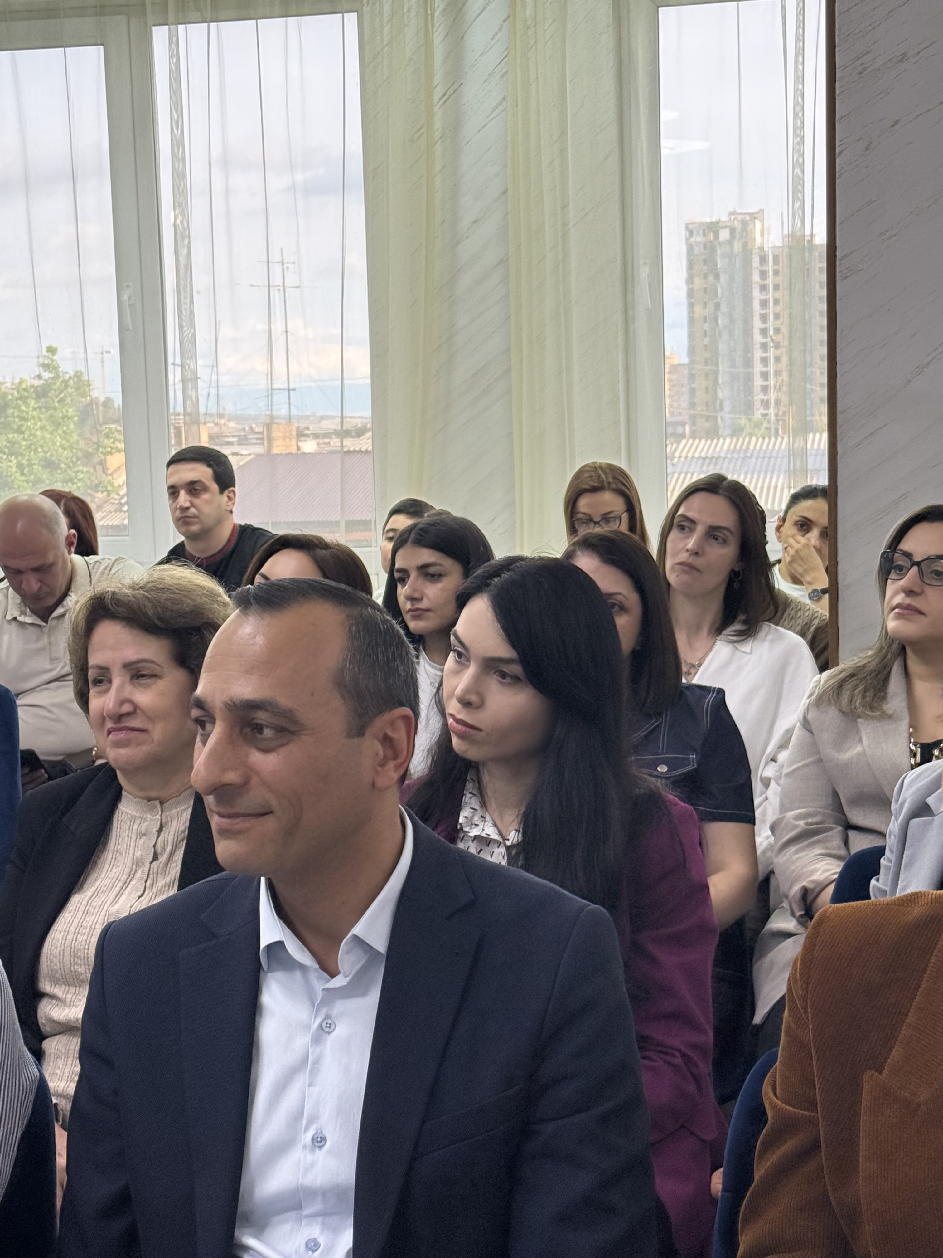 ԿԱՌԱՎԱՐՈՒՄ ԵՎ ԱՐԴՅՈՒՆԱՎԵՏՈՒԹՅՈՒՆ ԹԵՄԱՅՈՎ ՍԵՄԻՆԱՐ-ՔՆՆԱՐԿՈՒՄ
