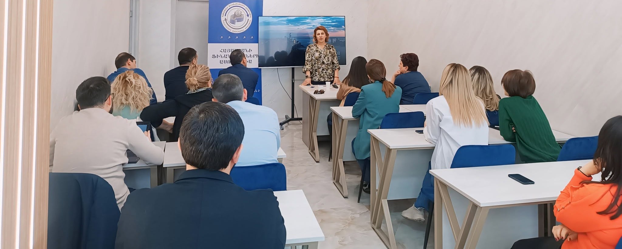 ԳՈՐԾԱՐԱՐ ԷԹԻԿԱՆ ԵՎ ԴՐԱ ԿԱՐԵՎՈՐՈՒԹՅՈՒՆԸ ԹԵՄԱՅՈՎ ՍԵՄԻՆԱՐ-ՔՆՆԱՐԿՈՒՄ