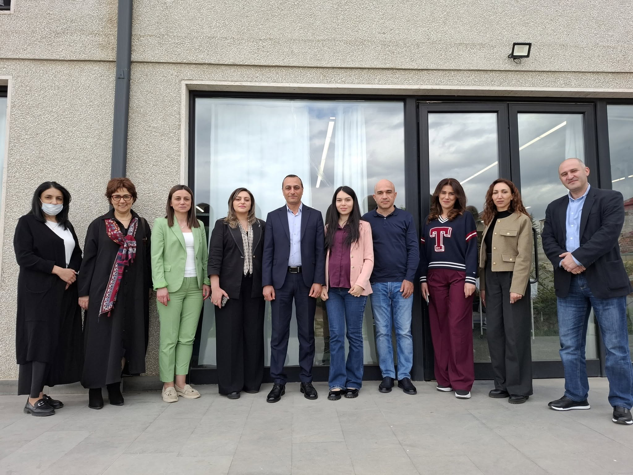 ԱՅՑԵԼՈՒԹՅՈՒՆ ՄԵԼԱՆՏԵ ԱՊՐԱՆՔԱՆԻՇԸ ՆԵՐԿԱՅԱՑՆՈՂ ՏԵՔՍՏԻԼ ԱՐՏԱԴՐԱԿԱՆ ԿԱԶՄԱԿԵՐՊՈՒԹՅՈՒՆ