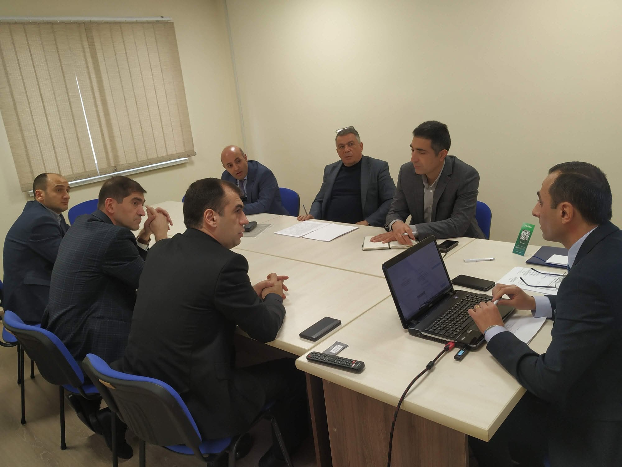 ԱՍՈՑԻԱՑԻԱՅԻ ԽՈՐՀՐԴԻ ԿԱԶՄԻ ՀԱՍՏԱՏՈՒՄ