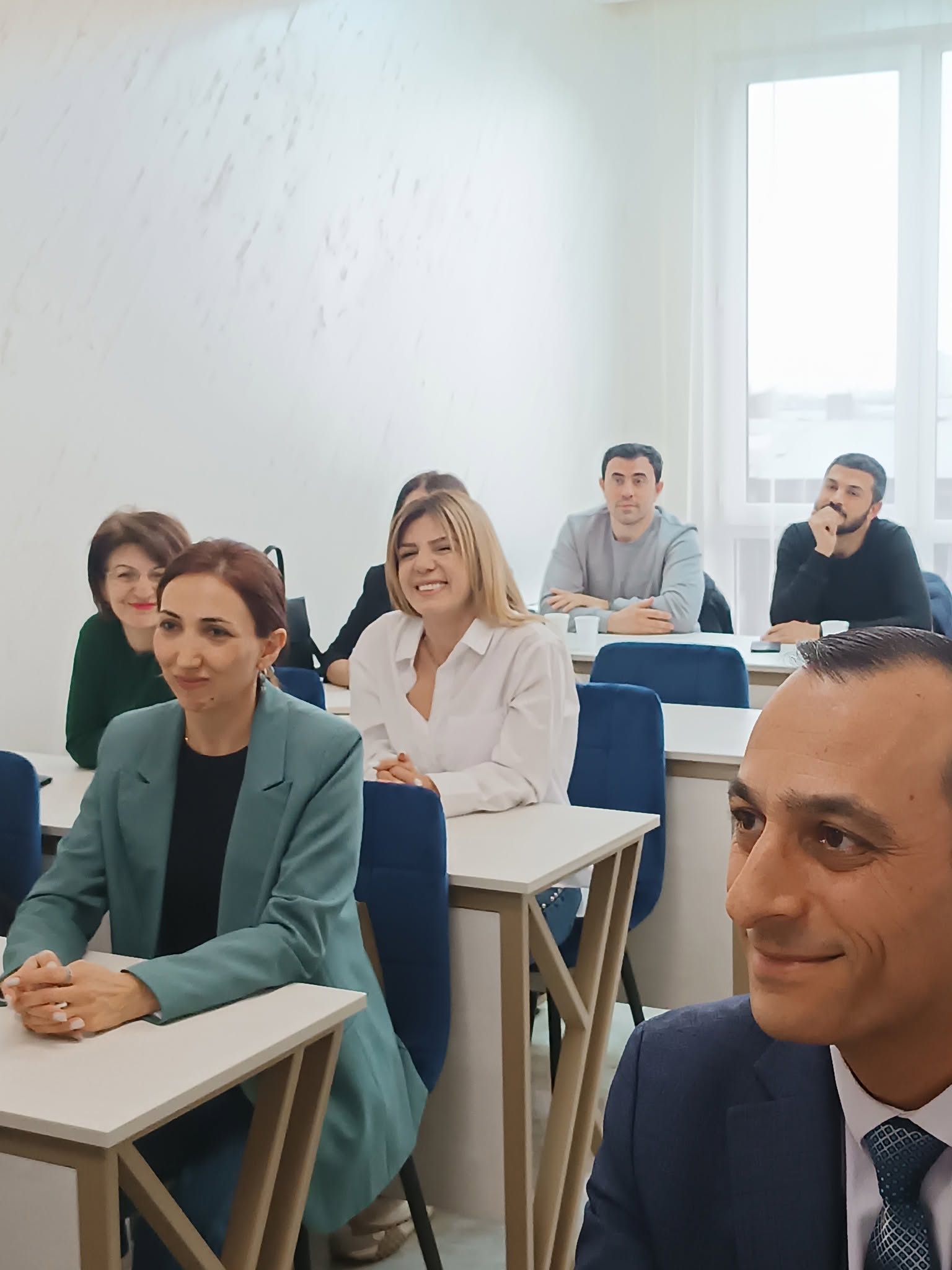 ԳՈՐԾԱՐԱՐ ԷԹԻԿԱՆ ԵՎ ԴՐԱ ԿԱՐԵՎՈՐՈՒԹՅՈՒՆԸ ԹԵՄԱՅՈՎ ՍԵՄԻՆԱՐ-ՔՆՆԱՐԿՈՒՄ