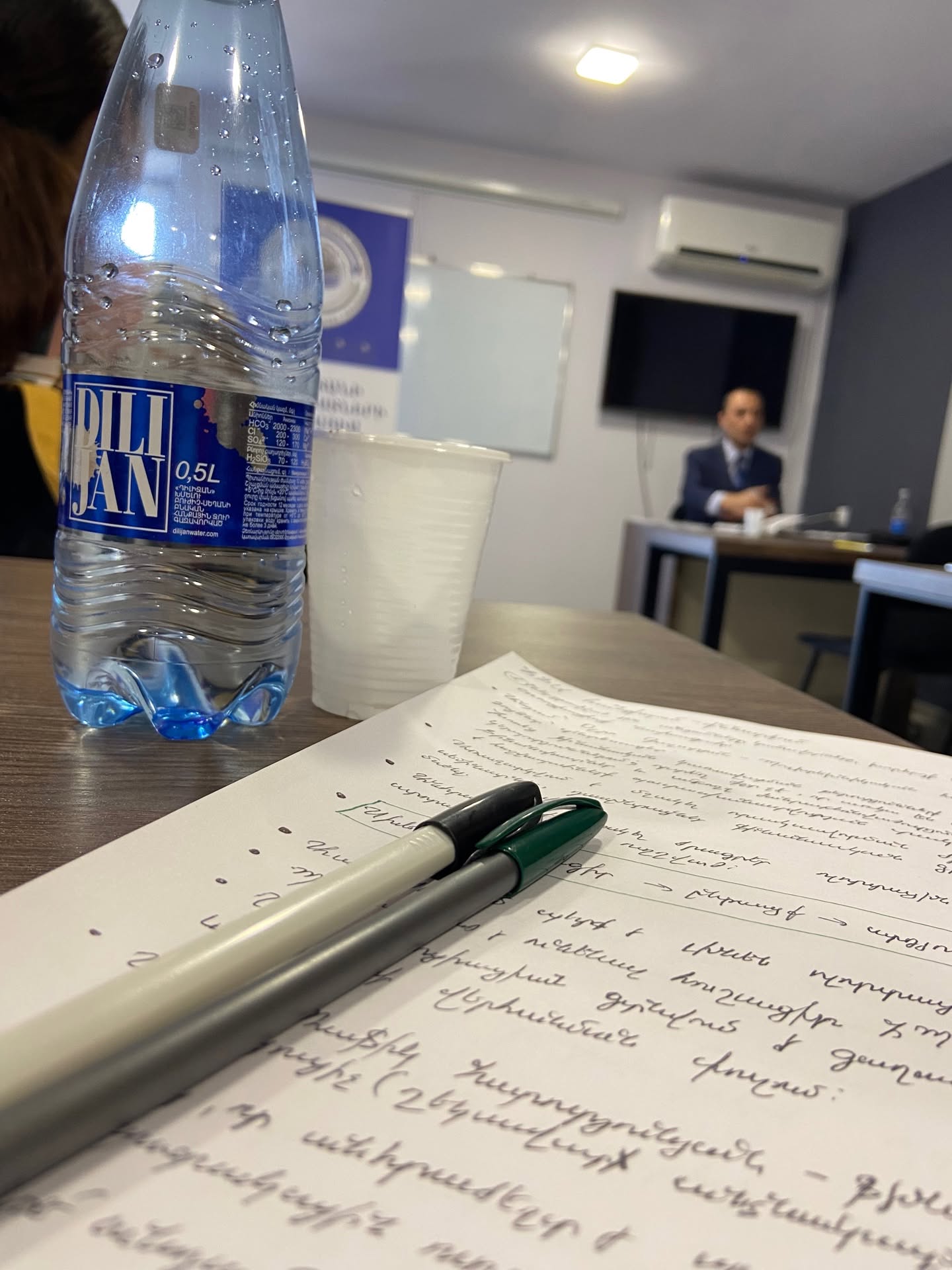ՖԻՆԱՆՍԻՍՏԻՆ ՀԱՆԴԻՊՈՂ ԱՌԱՋԻՆ 3 ԽՆԴԻՐՆԵՐԸ - ՔՆԱՐԿՈՒՄ